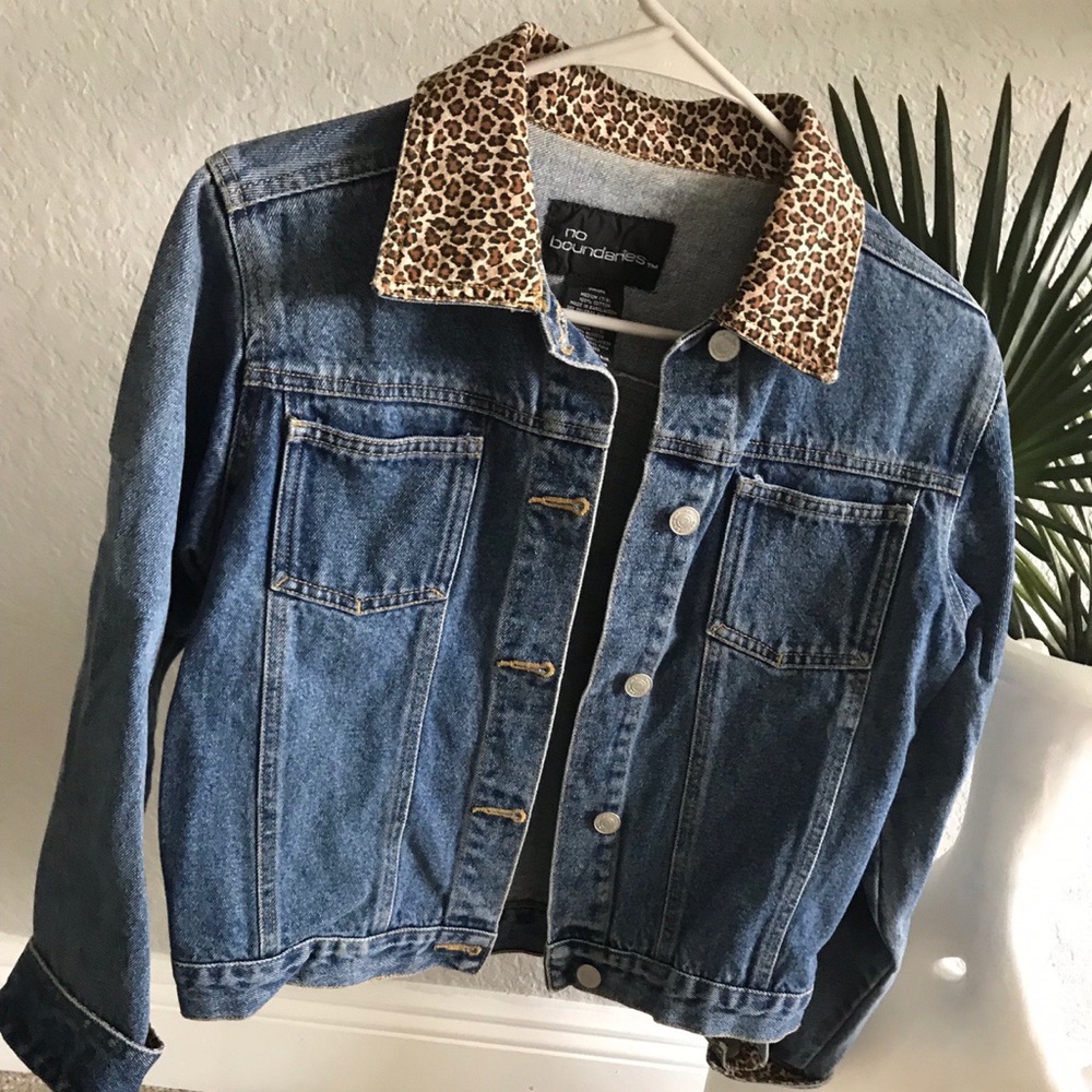 cheetah print collar denim jacket